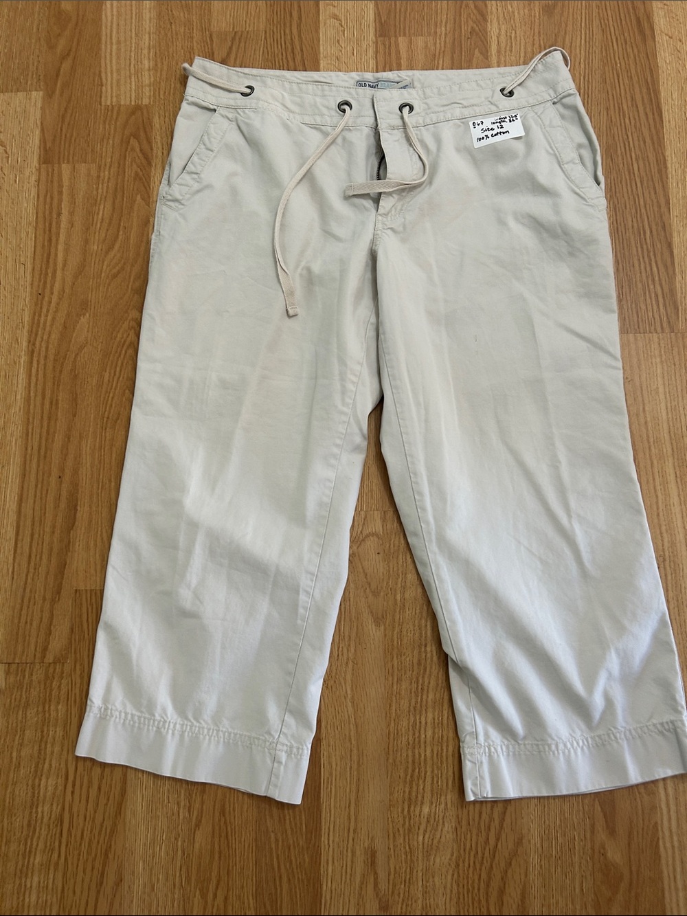 O67.    Drawstring Crop Pants - Cream